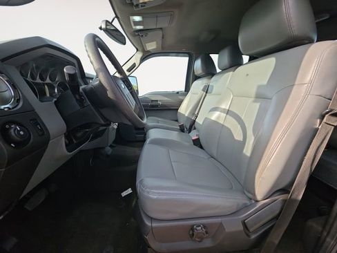 Used 2015 Ford F250 XL image 9