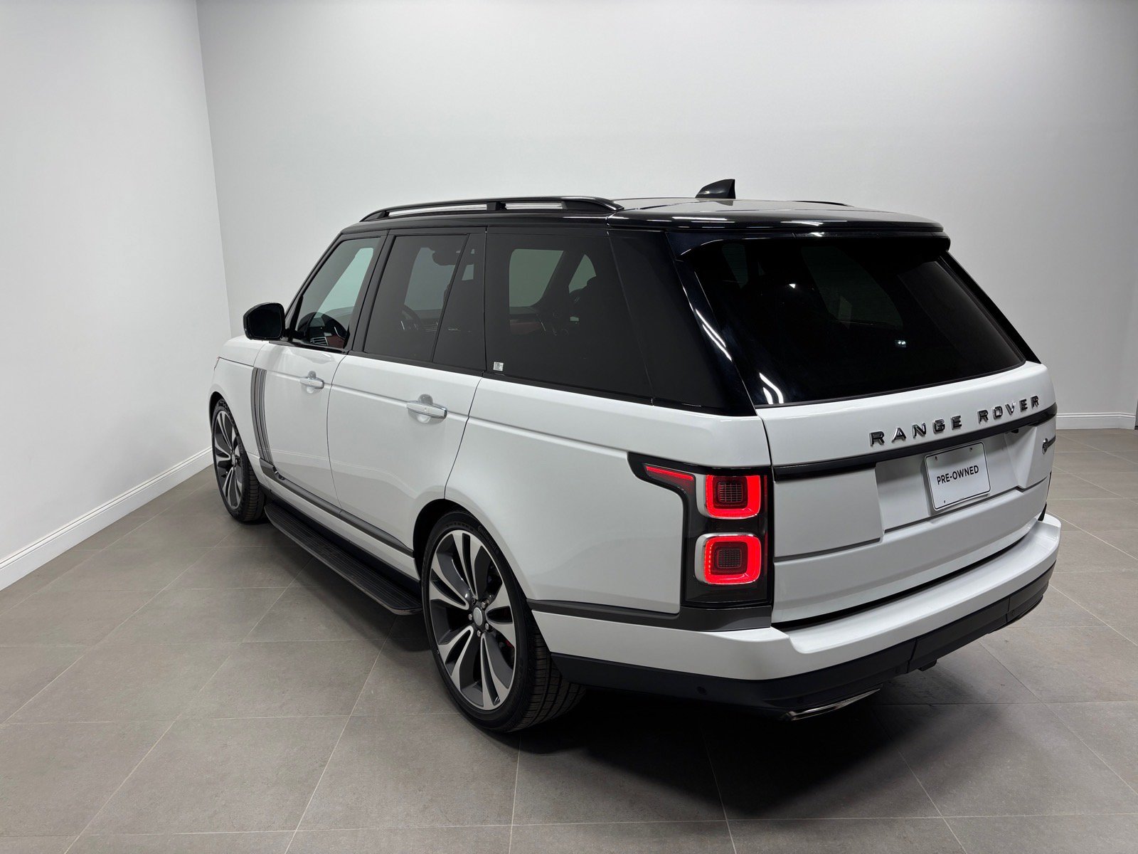 Used 2022 Land Rover Range Rover SV Autobiography Dynamic AWD/4WD image 10