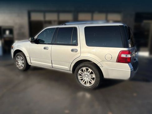 Used 2012 Ford Expedition Limited image 3