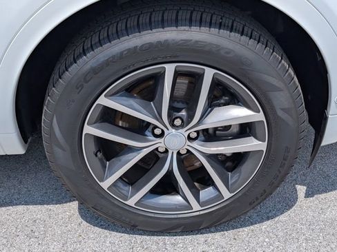 Certified 2025 Land Rover Discovery Sport S AWD/4WD image 30