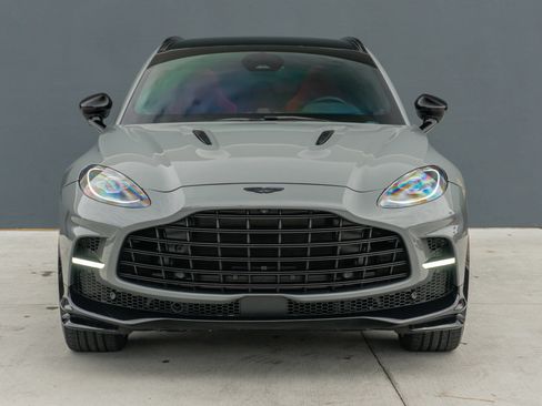 Used 2025 Aston Martin DBX 707 AWD/4WD image 4