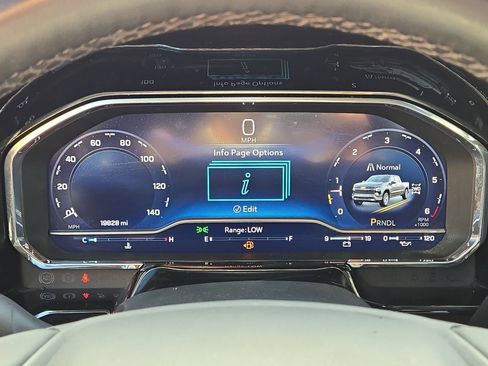 Used 2024 Chevrolet Silverado 1500 LT image 20