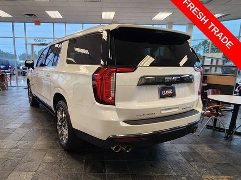 Used 2024 GMC Yukon XL Denali Ultimate AWD/4WD image 7