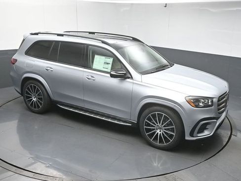 New 2026 Mercedes-Benz GLS 450 4MATIC image 54