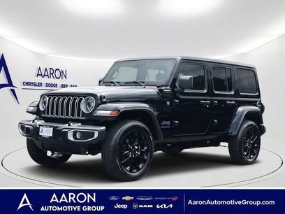 Used 2025 Jeep Wrangler Unlimited Sahara w/ Safety Group