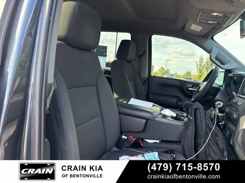 Used 2020 Chevrolet Silverado 1500 Custom w/ Custom Value Package RWD image 5