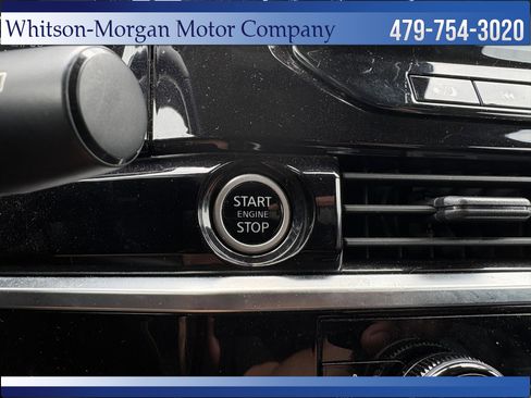 Used 2023 Nissan Pathfinder SL FWD image 19