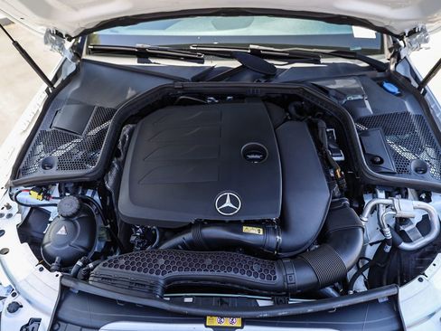 Used 2021 Mercedes-Benz C 300 Sedan image 26