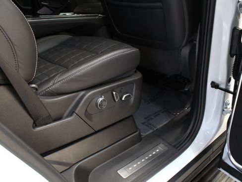 Used 2026 Cadillac Escalade V AWD/4WD image 56