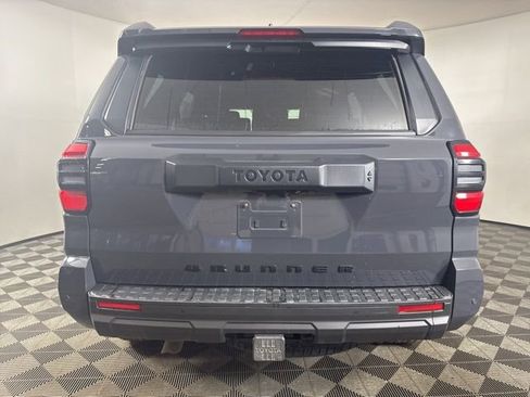 Used 2025 Toyota 4Runner TRD Off-Road image 22