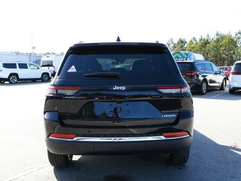 New 2025 Jeep Grand Cherokee Laredo X image 7