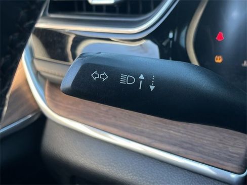 Used 2023 Jeep Grand Cherokee Summit w/ Adv Protech Group IV image 25