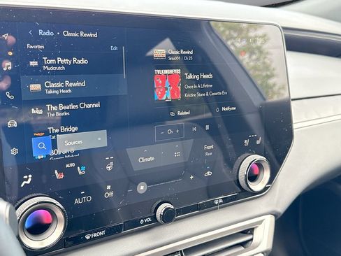 Used 2026 Lexus RX 350 Premium w/ Convenience Package FWD image 23