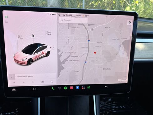 Used 2018 Tesla Model 3 Mid Range RWD image 15