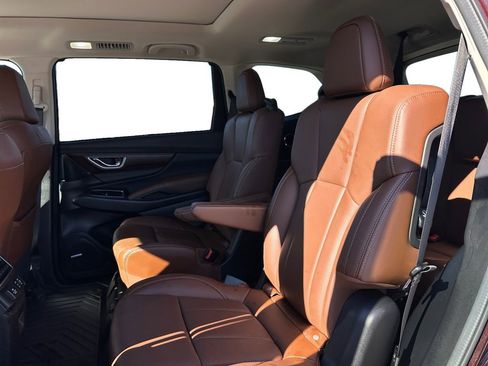 Used 2024 Subaru Ascent Touring w/ Popular Package #2 image 10