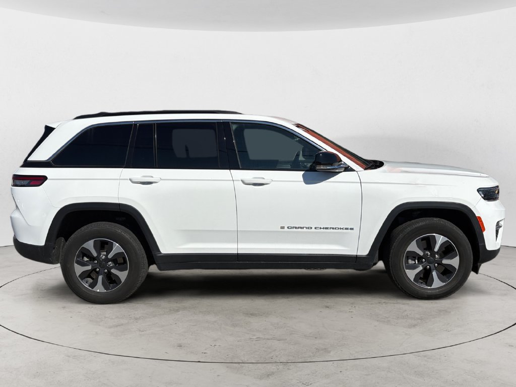 Used 2024 Jeep Grand Cherokee Limited 4xe AWD/4WD image 2
