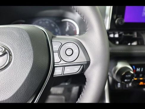 Used 2025 Toyota RAV4 XLE w/ Convenience Package image 26