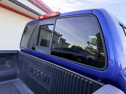Used 2014 Nissan Frontier SV RWD image 10