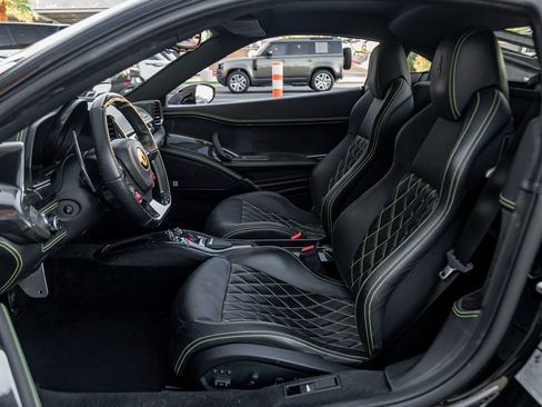 Used 2011 Ferrari 458 Italia Coupe image 13