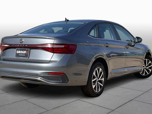 Used 2025 Volkswagen Jetta S image 14