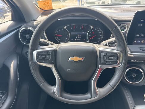 Used 2025 Chevrolet Blazer LT image 18