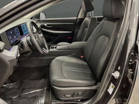 Used 2024 Hyundai Sonata Limited image 4