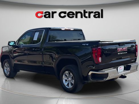 Used 2020 GMC Sierra 1500 SLE w/ SLE Value Package AWD/4WD image 3