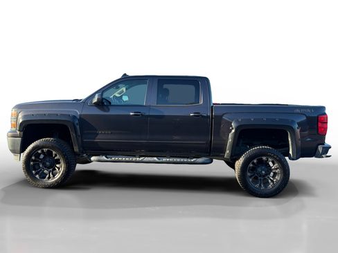 Used 2015 Chevrolet Silverado 1500 LT w/ LT Convenience Package image 2