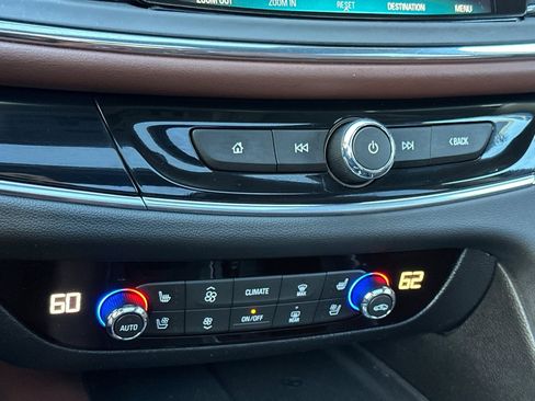 Used 2018 Buick Enclave Avenir w/ Avenir Technology Package image 29