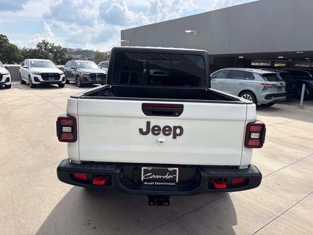 Used 2026 Jeep Gladiator Rubicon AWD/4WD image 7
