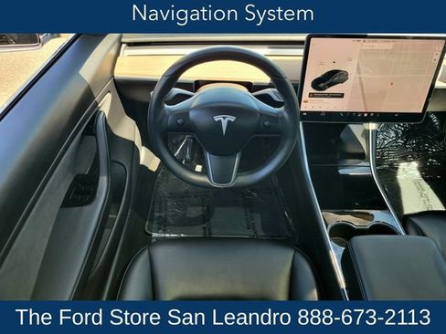 Used 2018 Tesla Model 3 Mid Range RWD image 15