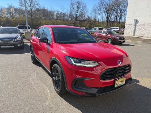 Used 2023 Honda HR-V Sport image 17