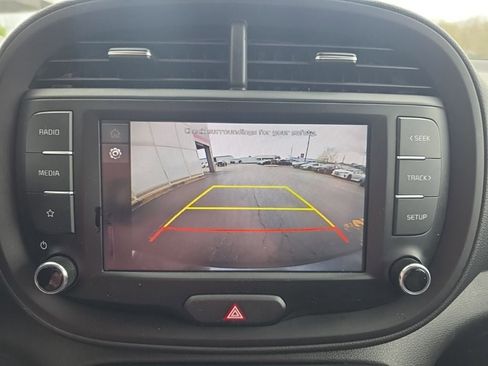 Used 2024 Kia Soul LX w/ Option Group 015 FWD image 20