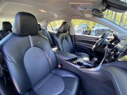 Used 2024 Toyota Camry SE FWD image 24