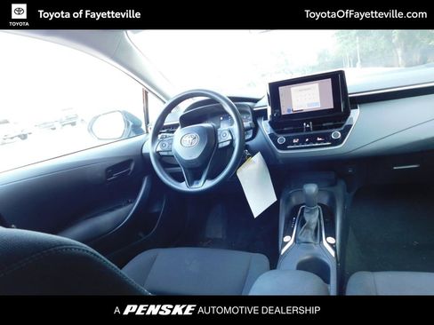Used 2025 Toyota Corolla LE FWD image 6