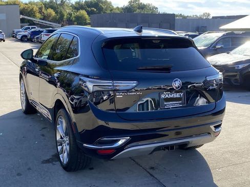 Used 2022 Buick Envision Avenir w/ Technology Package II image 4