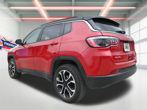 Used 2024 Jeep Compass Limited AWD/4WD image 2
