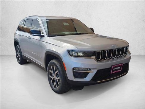 New 2025 Jeep Grand Cherokee Limited image 7