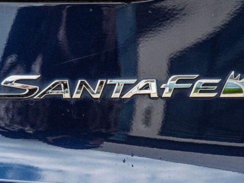 Used 2017 Hyundai Santa Fe Sport w/ Cargo Package FWD image 19