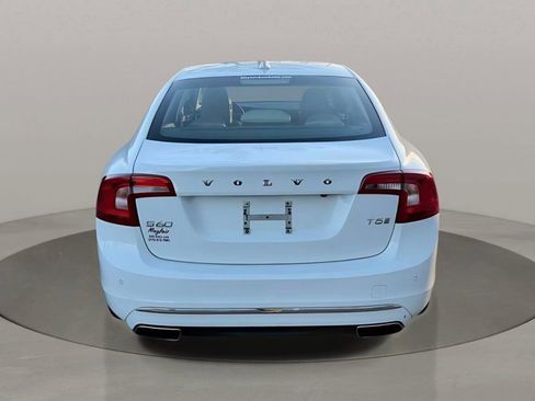 Used 2017 Volvo S60 T5 Inscription image 5