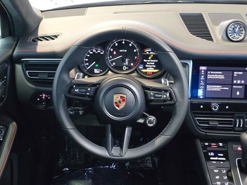 Used 2026 Porsche Macan GTS AWD/4WD image 21