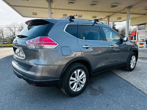 Used 2016 Nissan Rogue SV AWD/4WD image 3