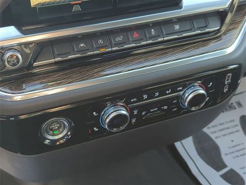 Used 2022 GMC Sierra 1500 Elevation image 17