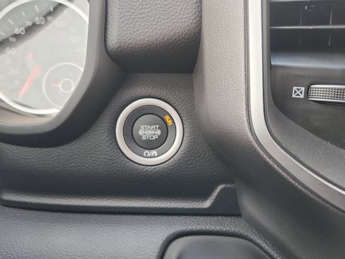 New 2026 RAM 1500 2WD Crew Cab image 17