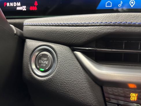 Used 2024 Cadillac XT4 Sport image 36