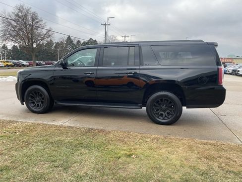 Used 2018 GMC Yukon XL SLT image 4