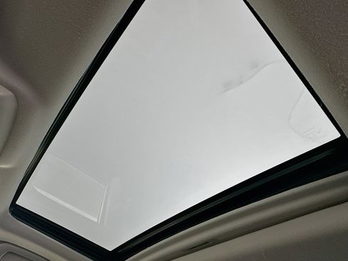 Used 2024 Toyota 4Runner SR5 Premium w/ Moonroof Package image 27