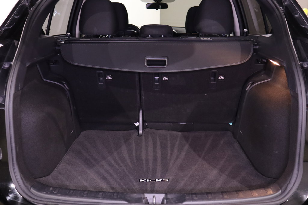 Used 2023 Nissan Kicks SV FWD image 28