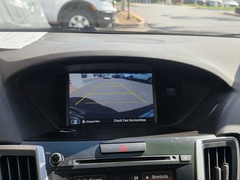 Used 2017 Acura TLX image 14