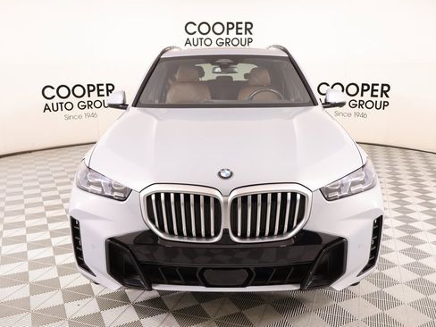 Used 2025 BMW X5 xDrive40i image 10